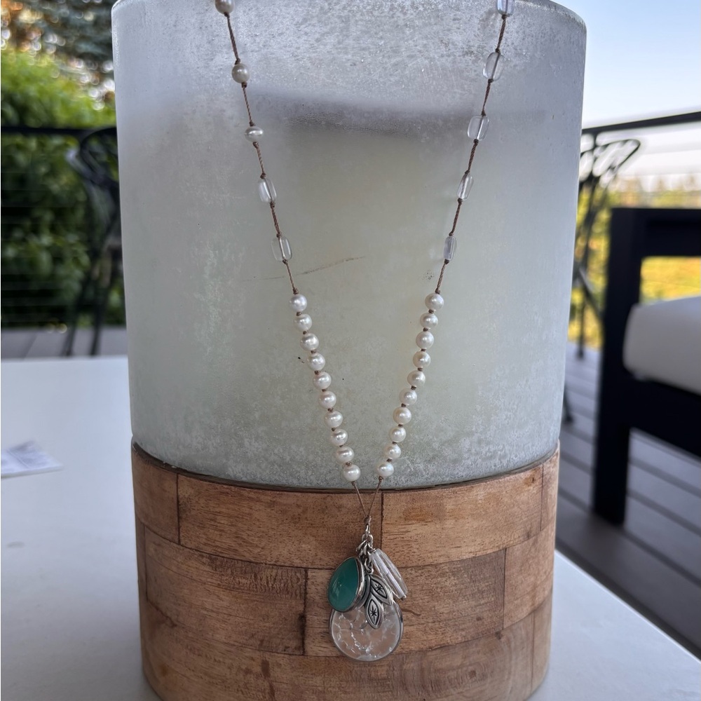 Silpada N2108 925 Sterling Silver Pearl Quartzite Crystal Cord Leaf Necklace - Picture 2 of 6